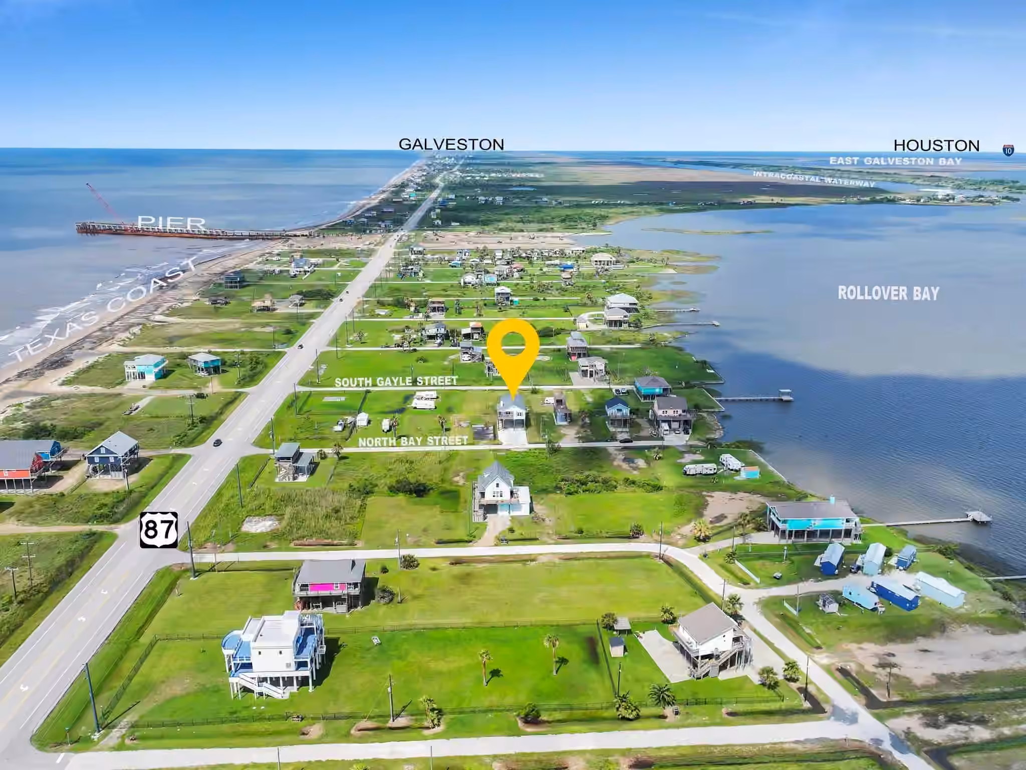 Photo 3 of 1023 N Bay Street, Gilchrist, TX