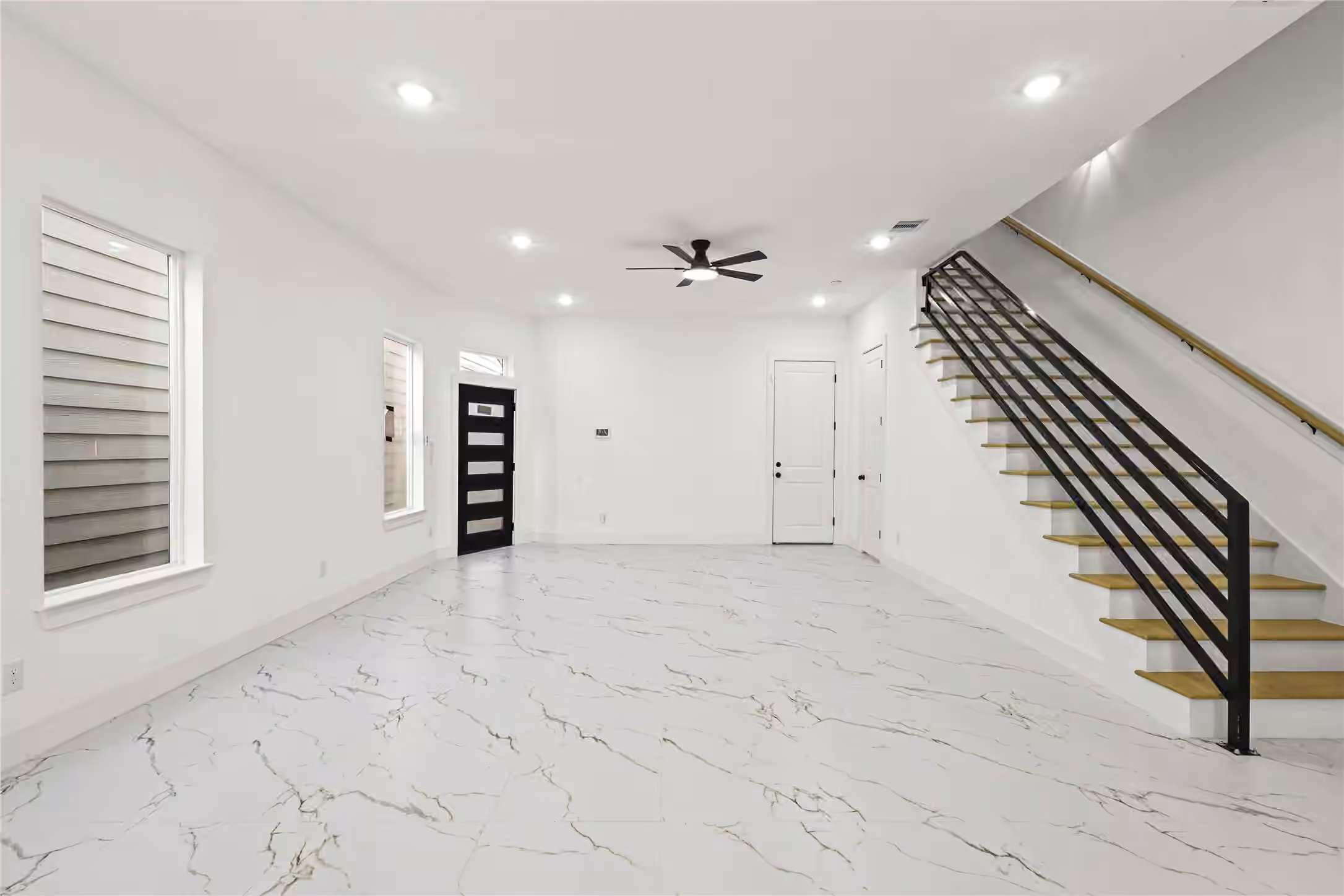 Photo 7 of 7715 Bowen Street, Houston, TX
