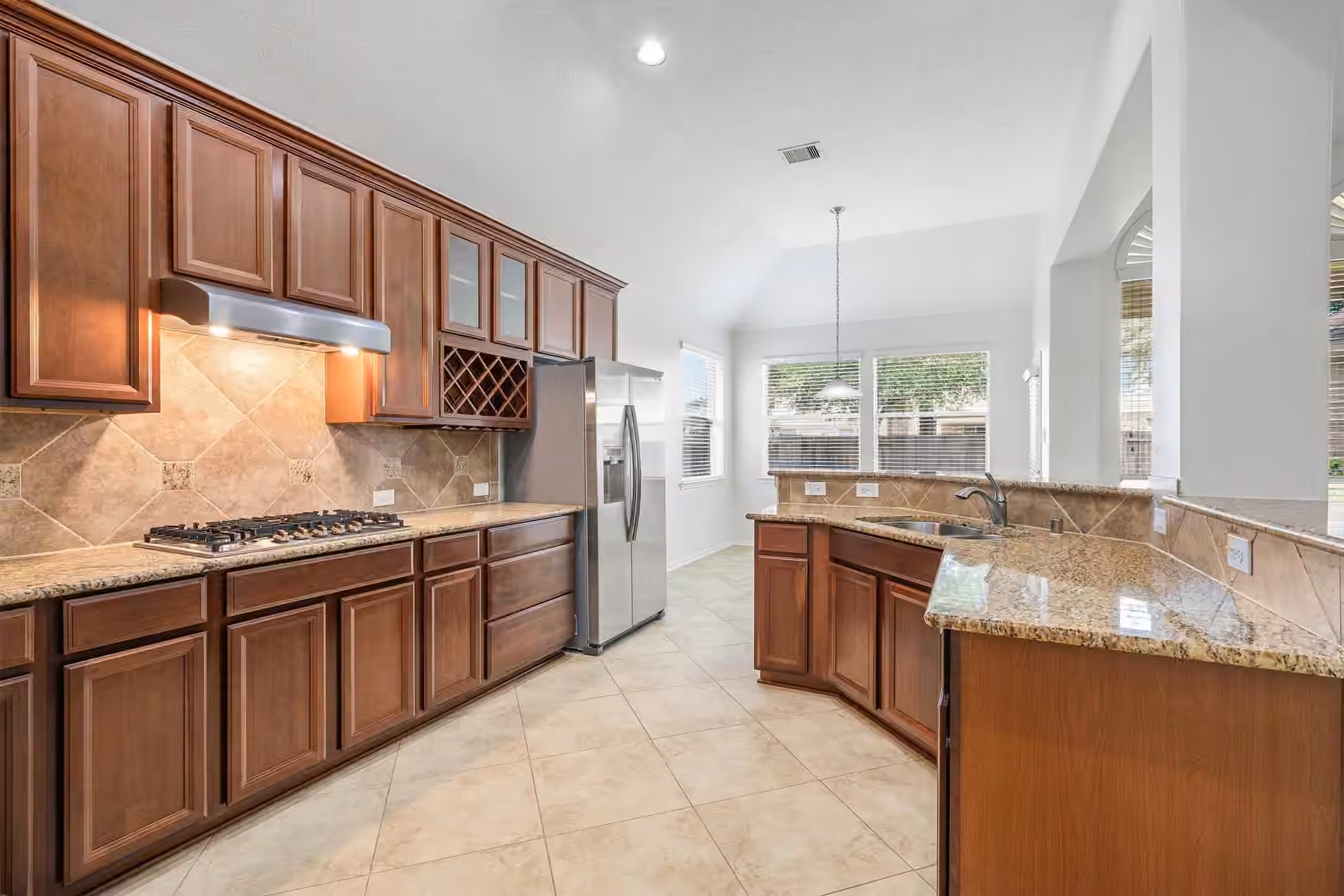 Photo 7 of 6614 Lavender Bend Lane, Katy, TX