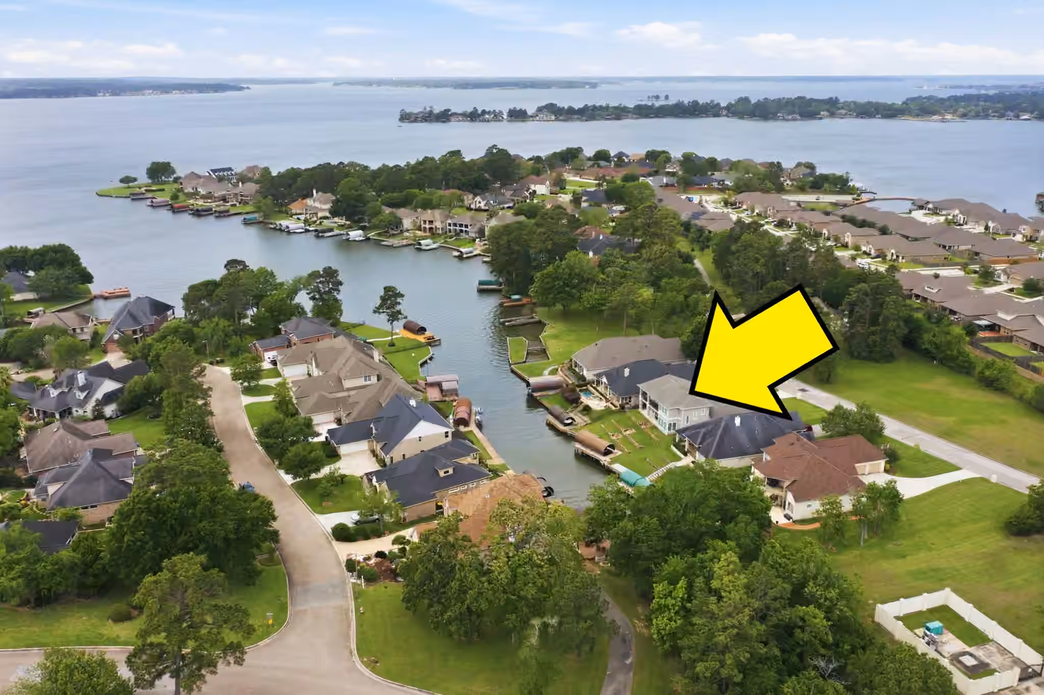Photo of 12323 Longmire Cove, Conroe, TX 77304