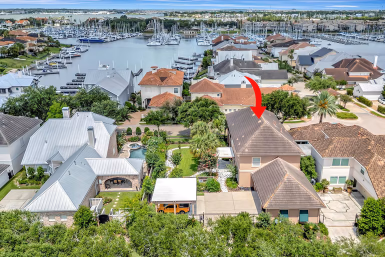 Photo 6 of 604 Harborside Way, Kemah, TX