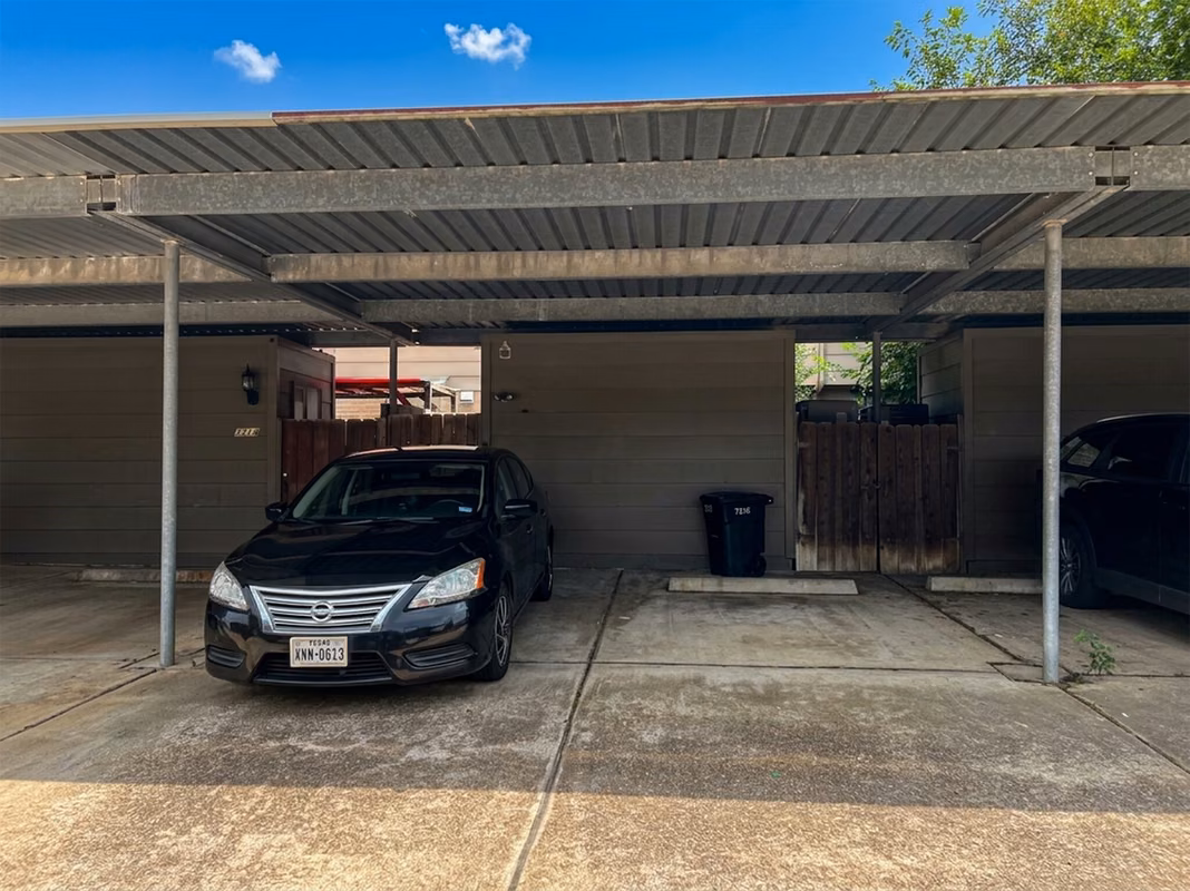 Photo 4 of 7216 Crownwest Street 7216, Houston, TX