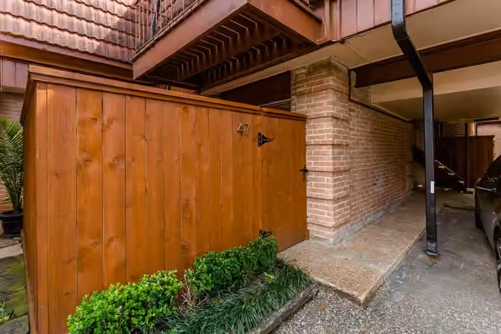 Photo 4 of 3401 Timmons Lane 47, Houston, TX
