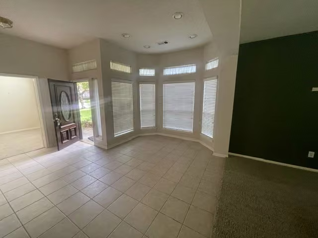Photo 2 of 7818 Glenn Cliff Drive, Houston, TX