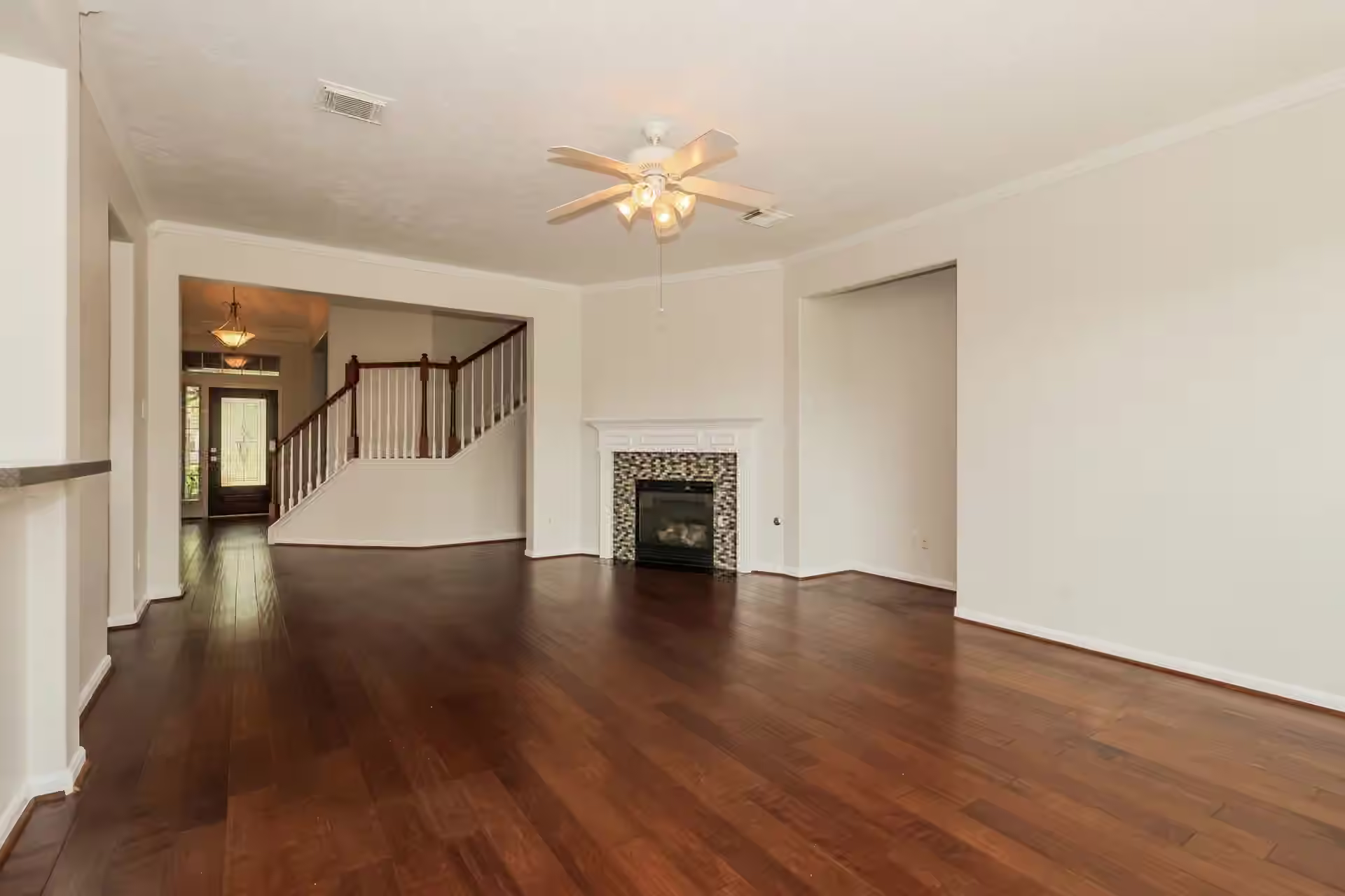 Photo 5 of 26906 Marlan Forest Lane, Cypress, TX