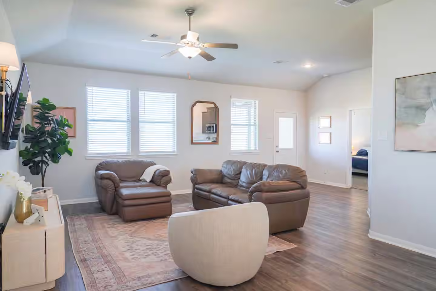 Photo 4 of 1115 Brahma Circle, East Bernard, TX