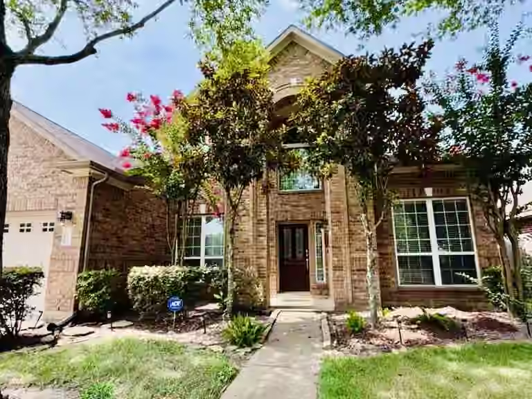 Photo 4 of 6846 Fitzgerald Court, Sugar Land, TX