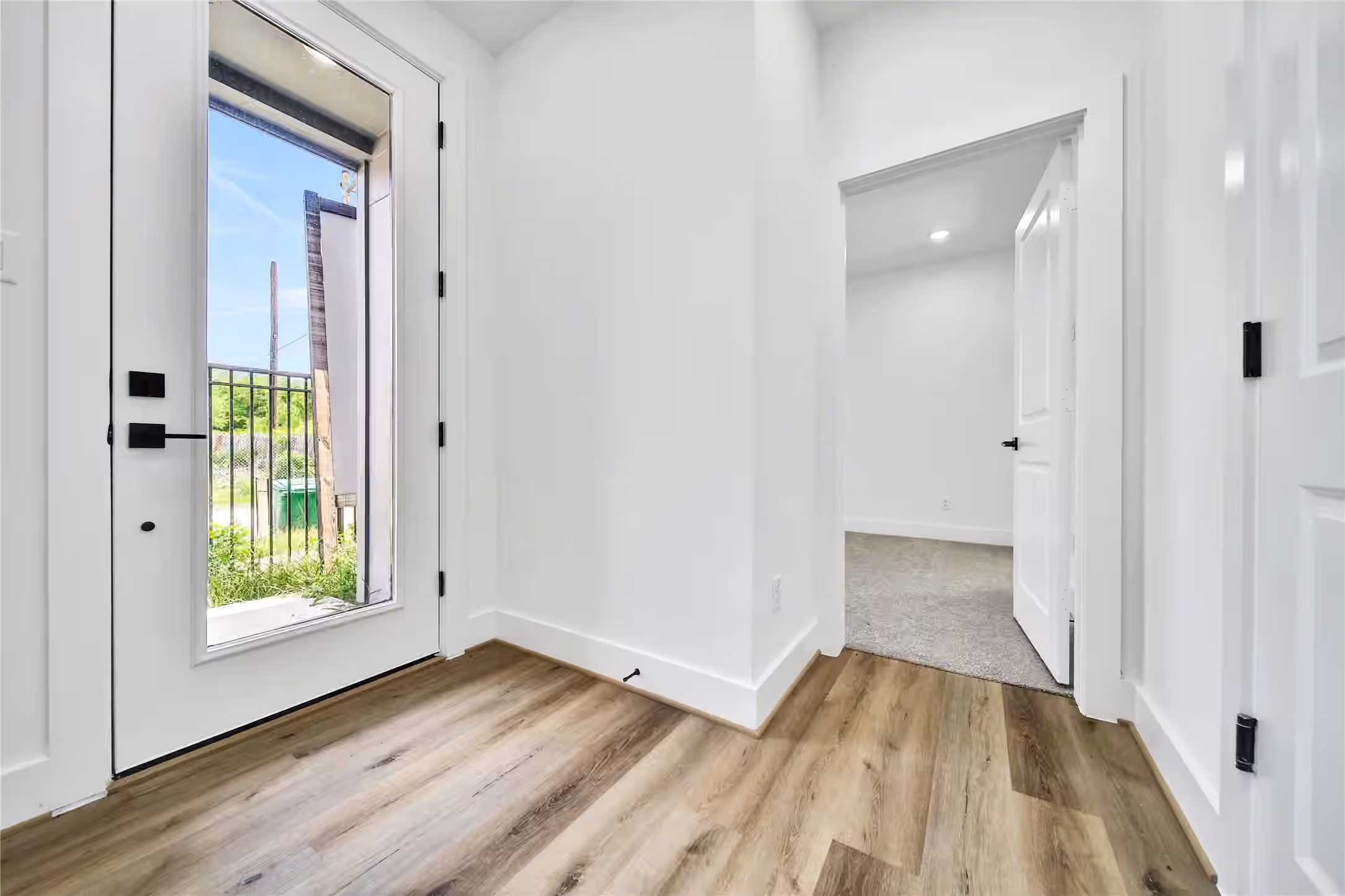 Photo 3 of 4124 Buck Street, Houston, TX