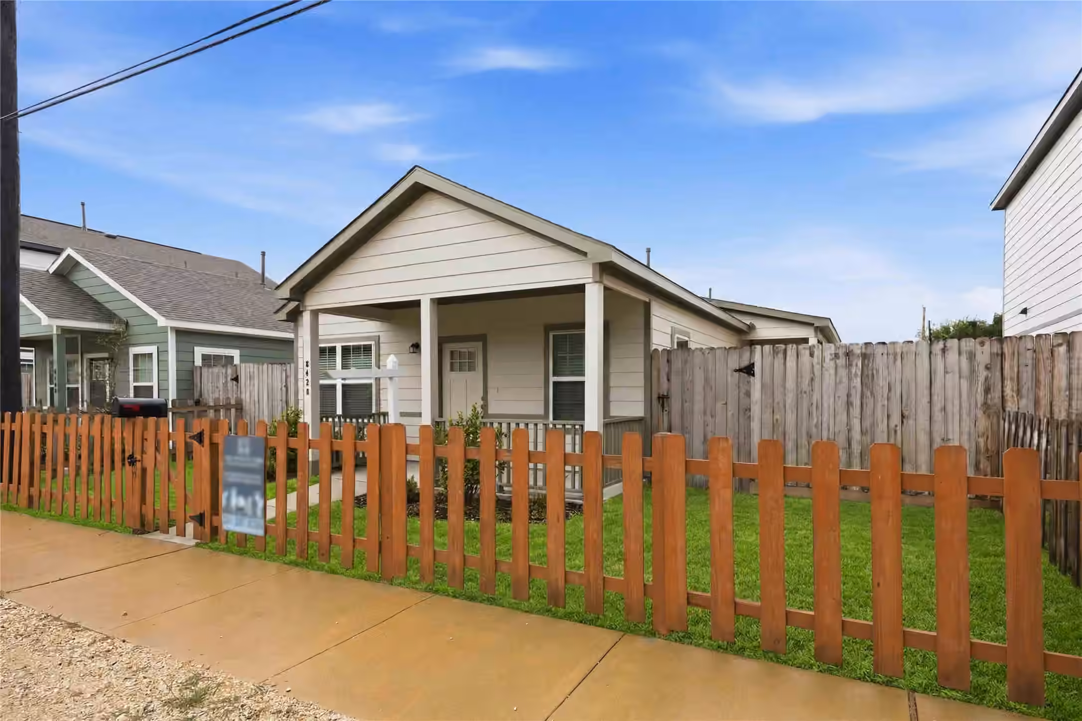 Photo 3 of 6426 Calhoun Road, Houston, TX