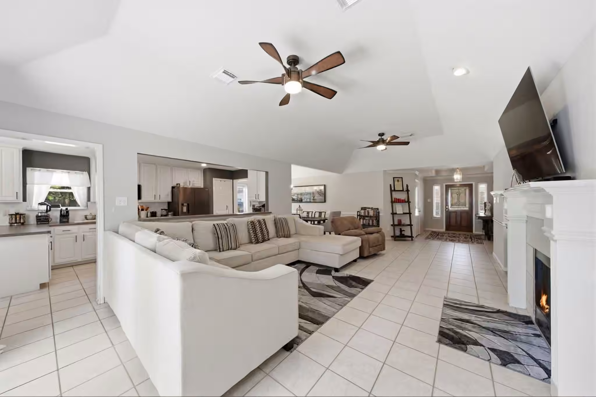 Photo 6 of 15303 Garett Green Circle, Houston, TX