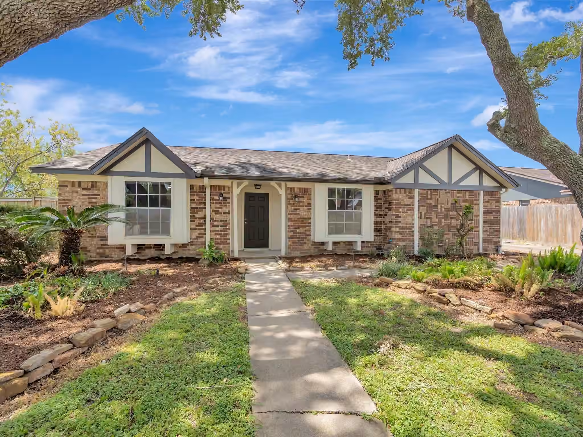 Photo of 10340 Rocky Hollow Road, La Porte, TX 77571