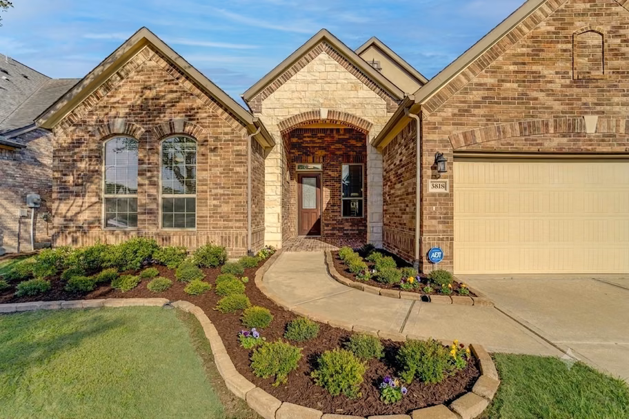 Photo 2 of 3818 Bandera Reserve Lane, Houston, TX