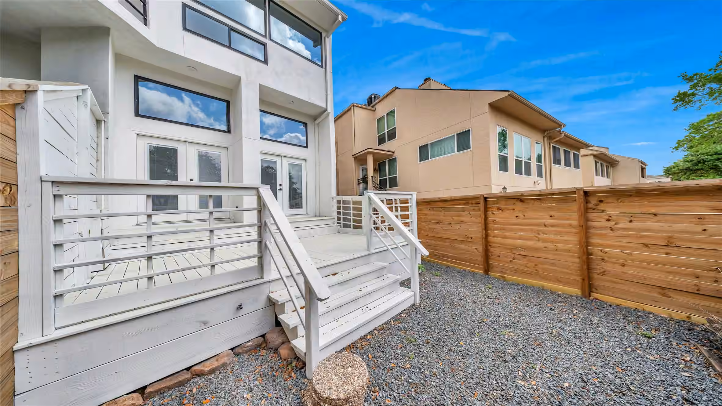 Photo of 3510 Bellaire Boulevard, Houston, TX