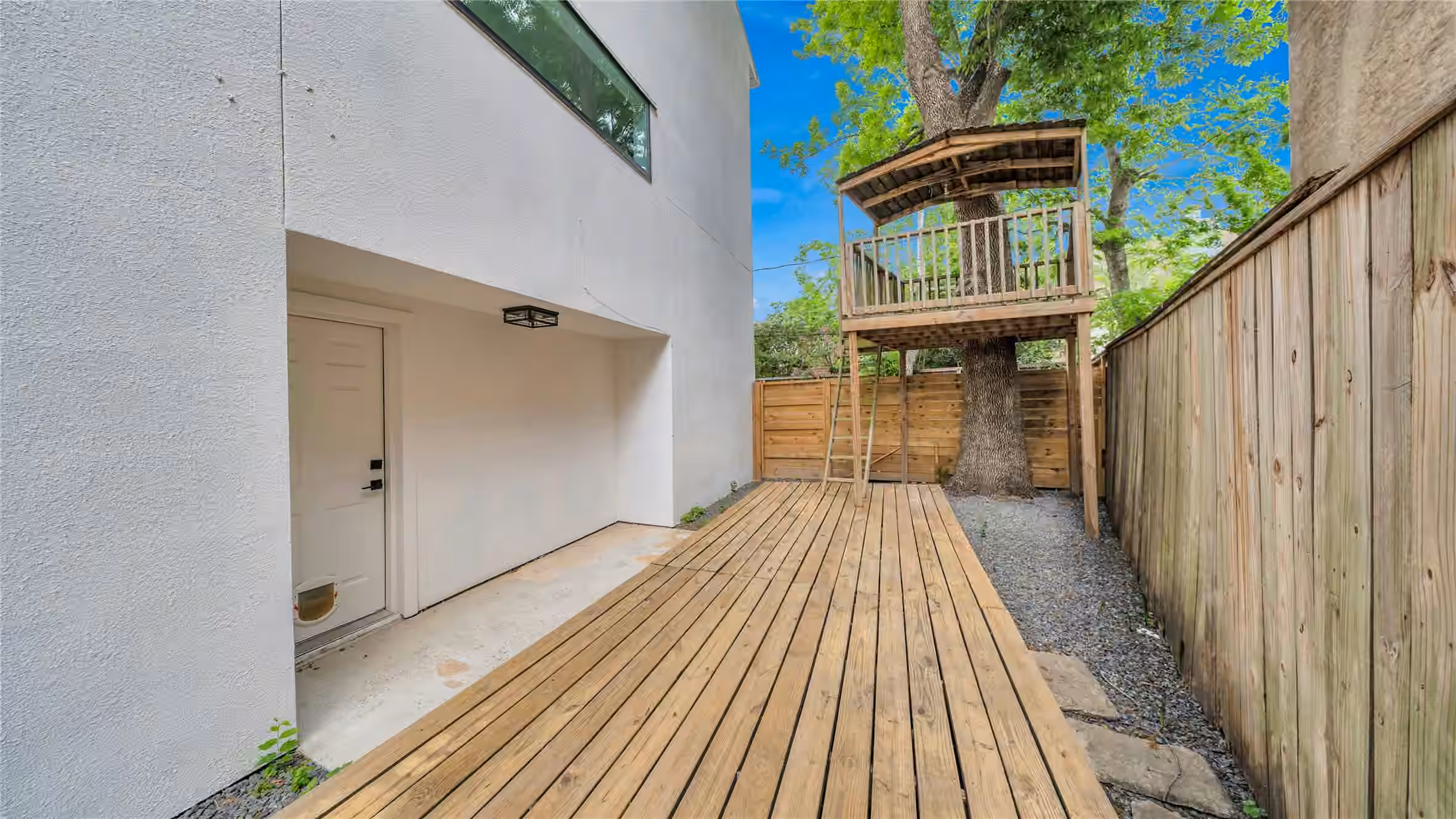 Photo 4 of 3510 Bellaire Boulevard, Houston, TX