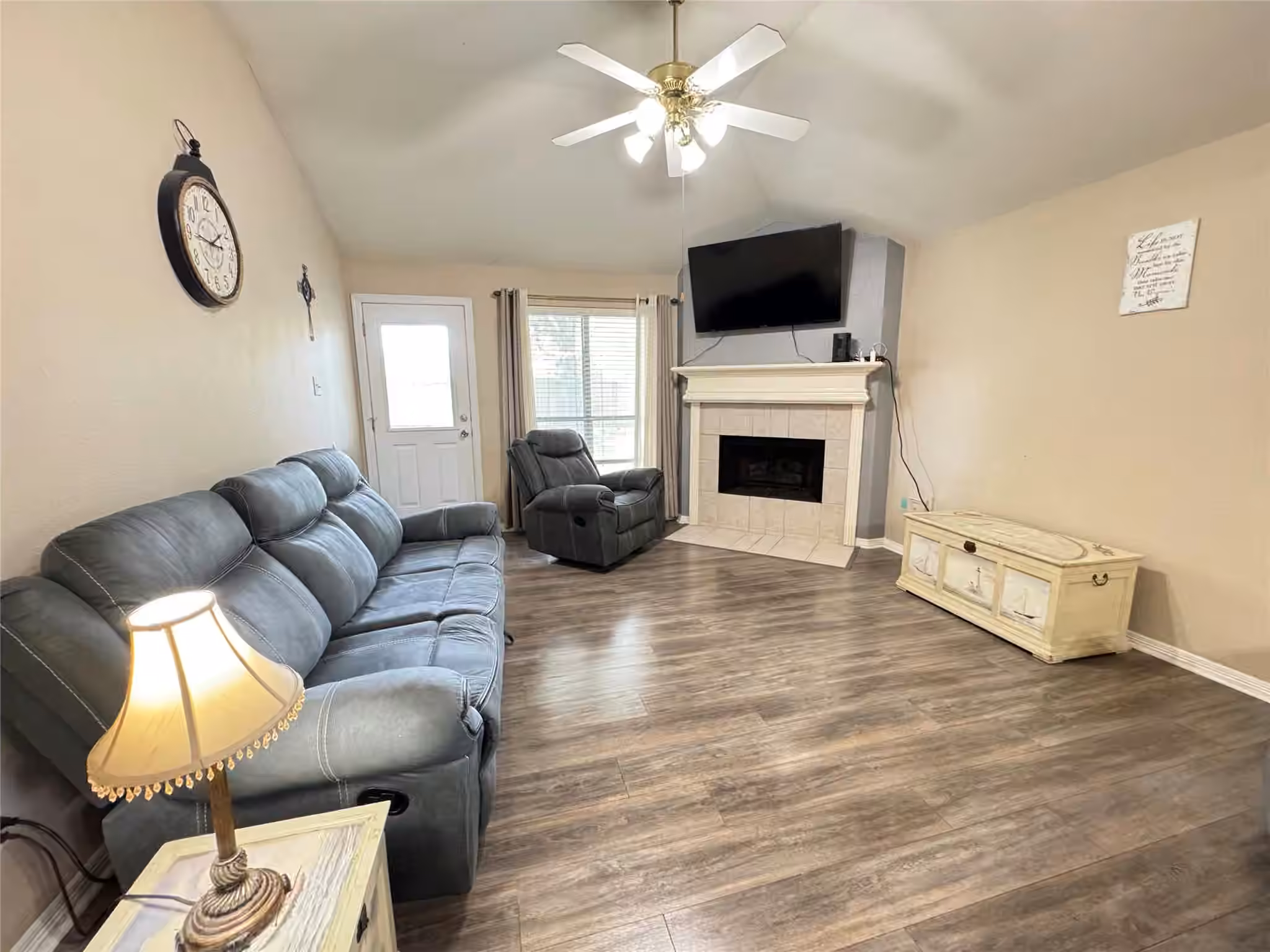 Photo 5 of 5427 Chase Wood Drive, Bacliff, TX