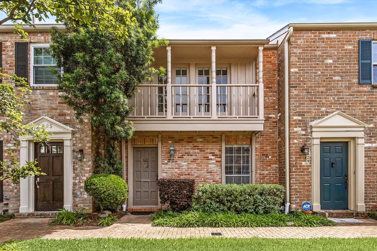 Photo of 5827 Valley Forge Drive 83, Houston, TX 77057