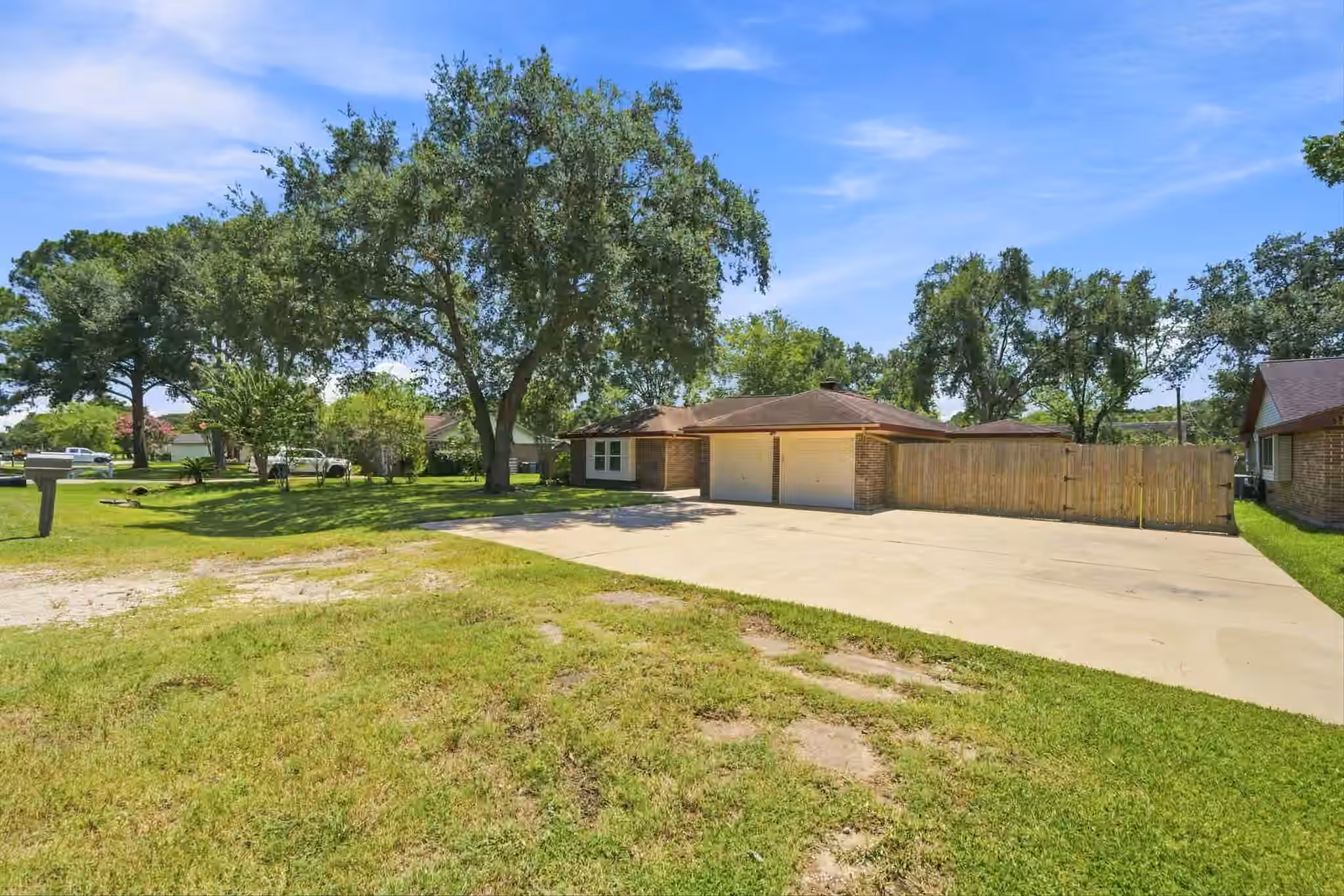 Photo 4 of 13317 Rene Circle, Santa Fe, TX