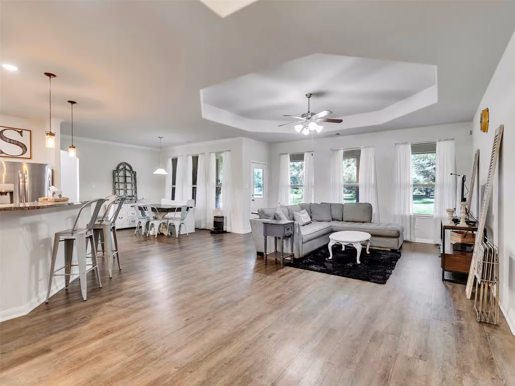Photo 7 of 6264 Rolling Hills Road, Conroe, TX