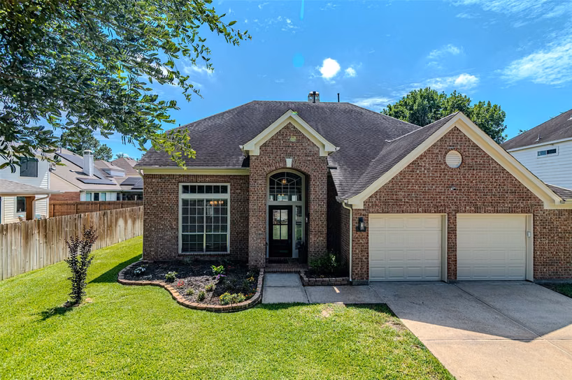 Photo 2 of 16210 Broken Timber Circle, Houston, TX