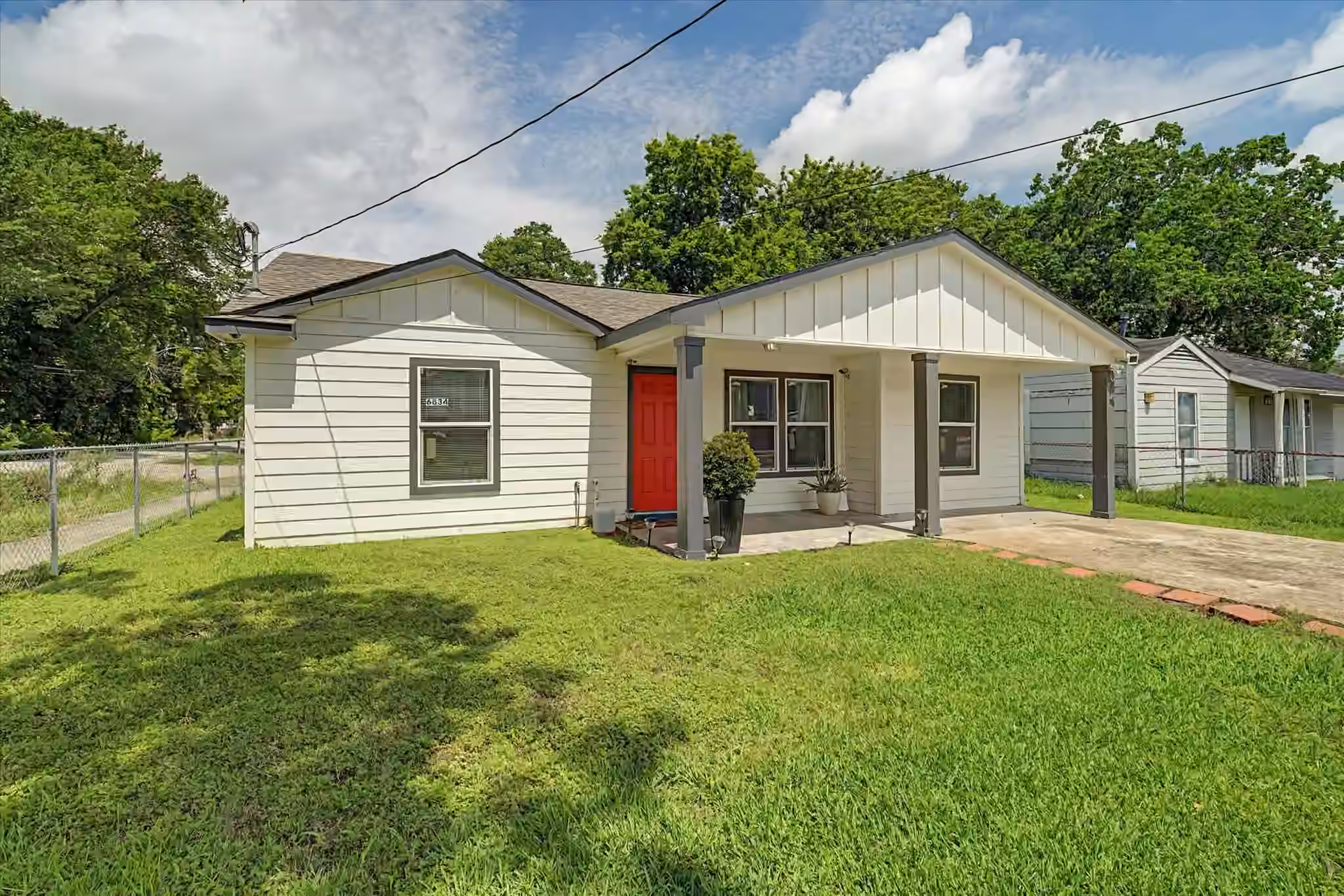 Photo 2 of 6834 New York Street, Houston, TX