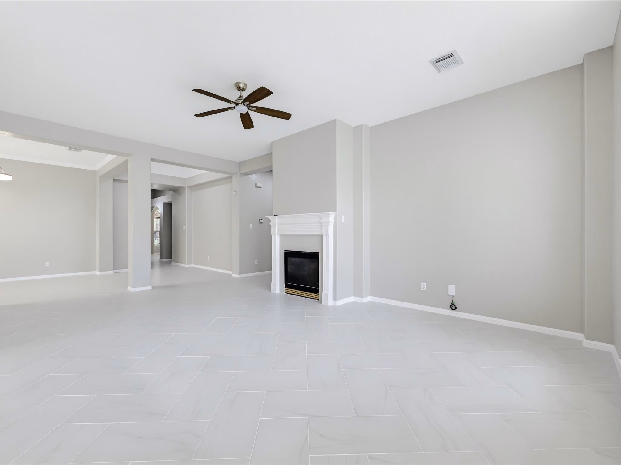 Photo 6 of 4619 Schiller Park Lane, Sugar Land, TX