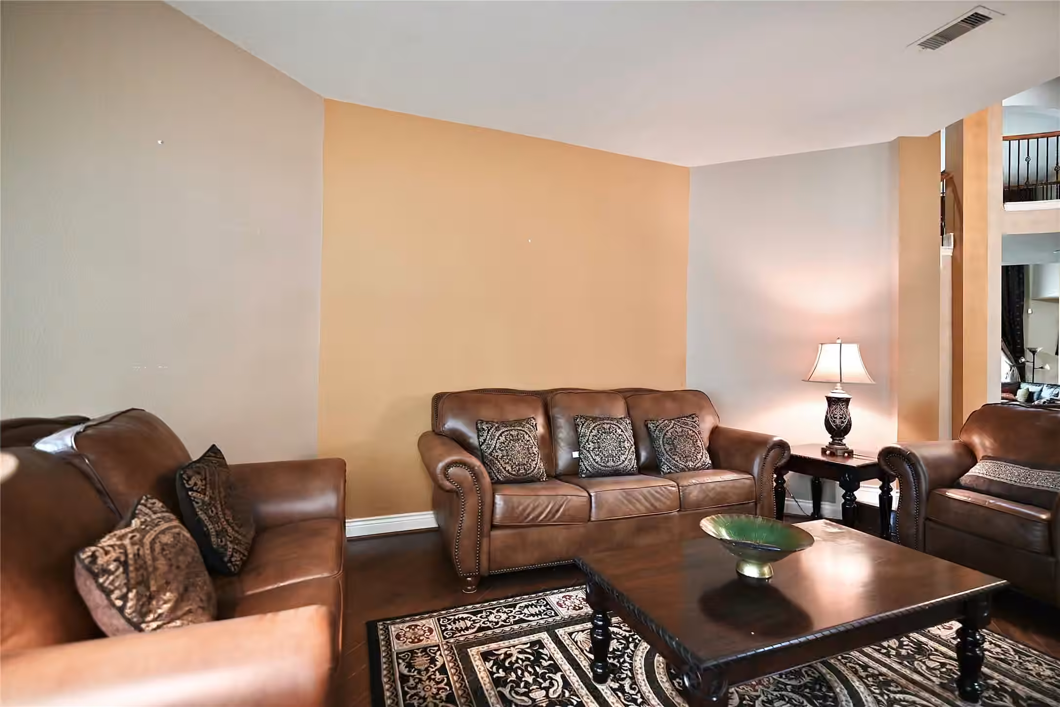 Photo 5 of 7611 Herndon Place, Sugar Land, TX