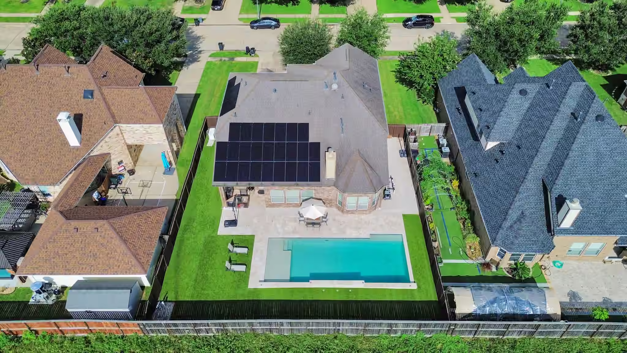 Photo 4 of 8518 River Cliff Lane, Houston, TX