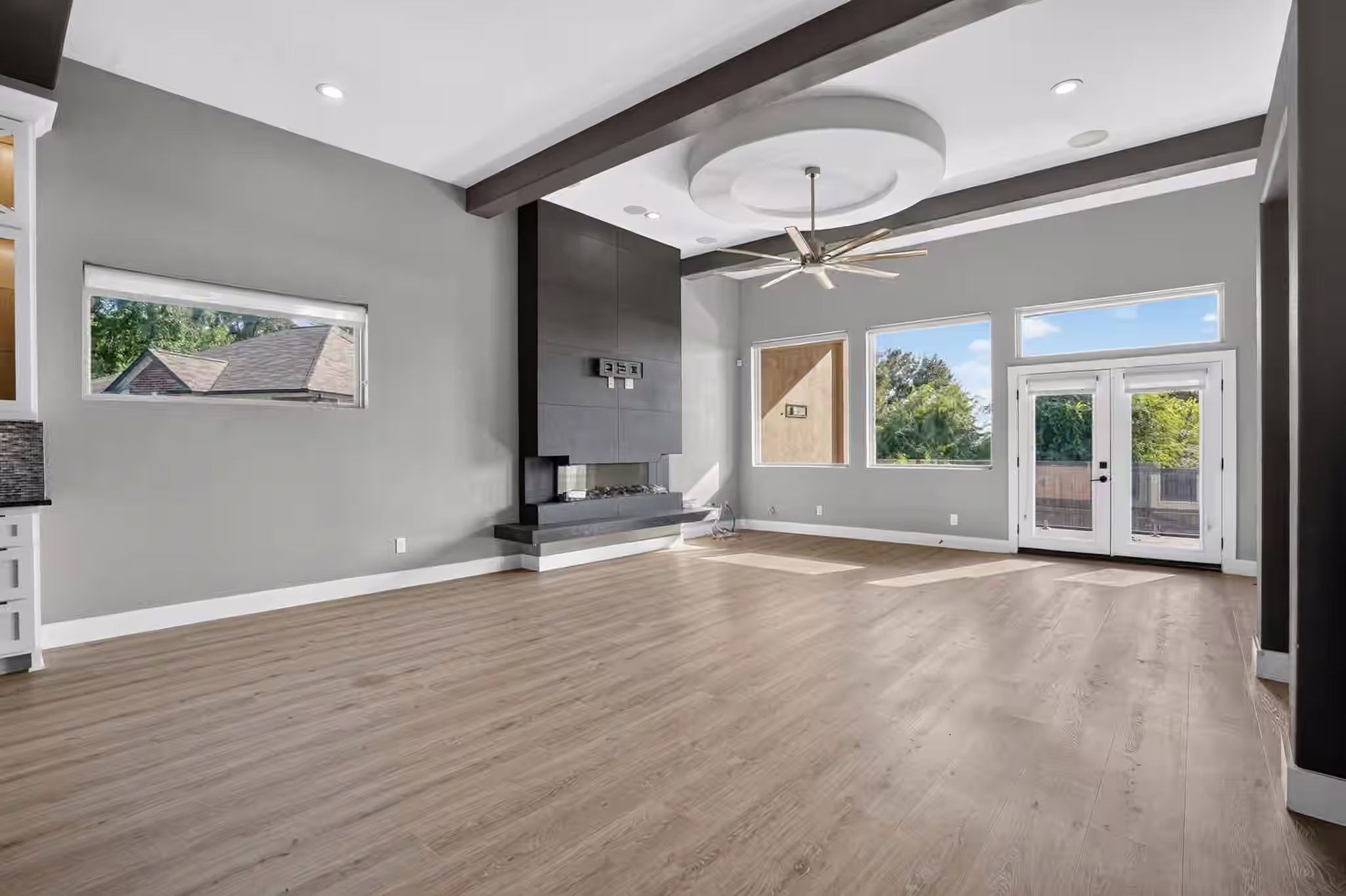 Photo 3 of 14951 Pollux Drive, Willis, TX