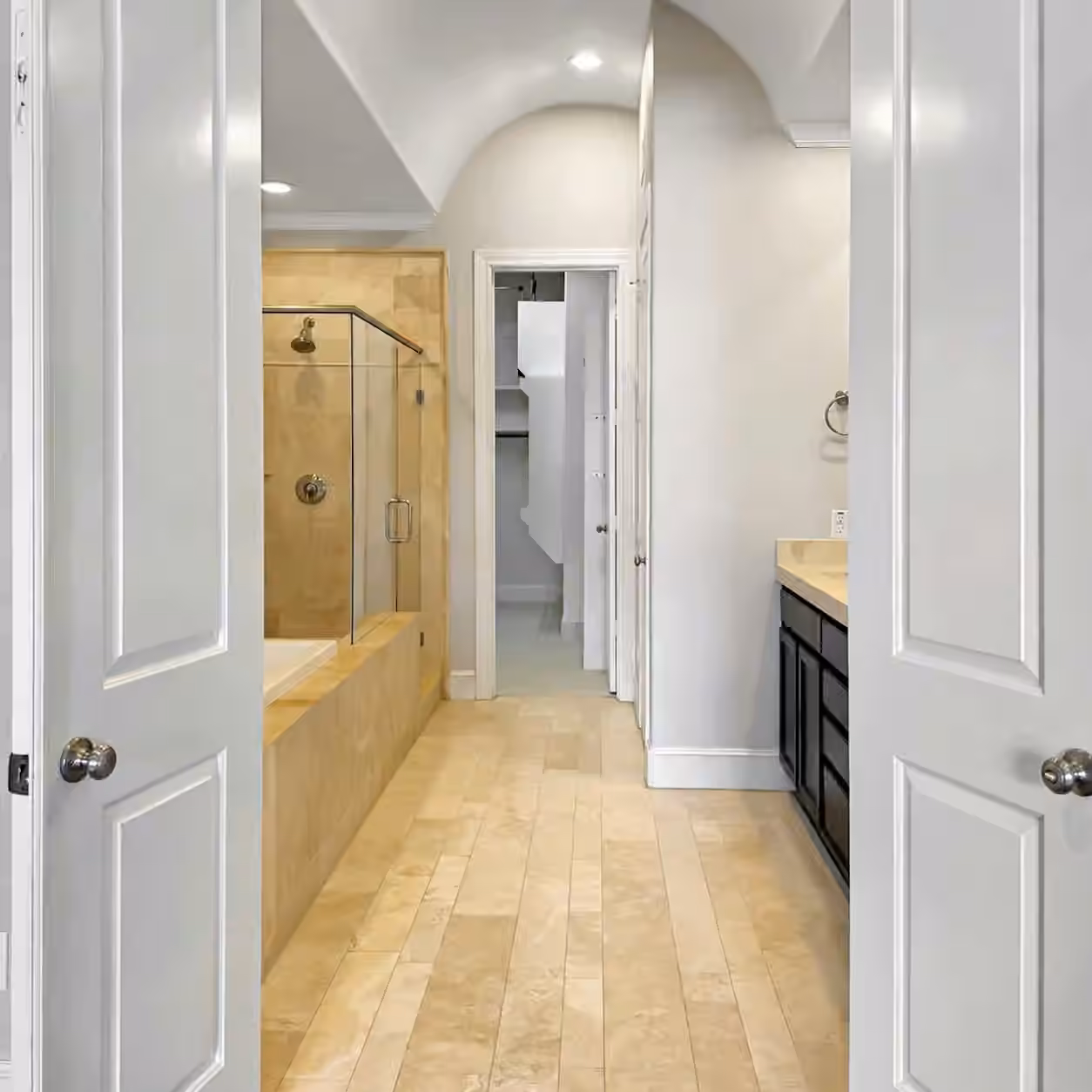 Photo 5 of 8805 Kolbe Bend Lane, Houston, TX