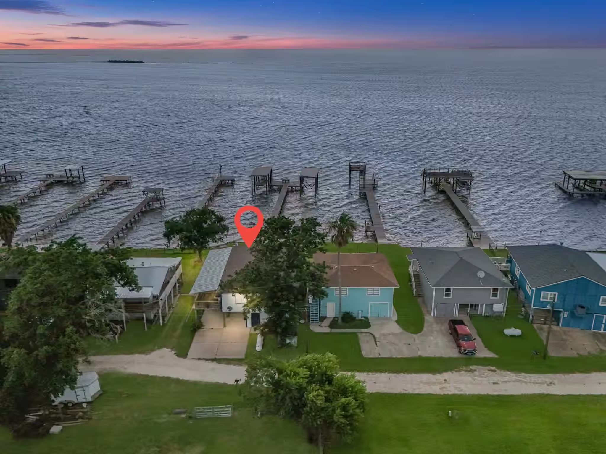 Photo of 211 Captains Road, Anahuac, TX