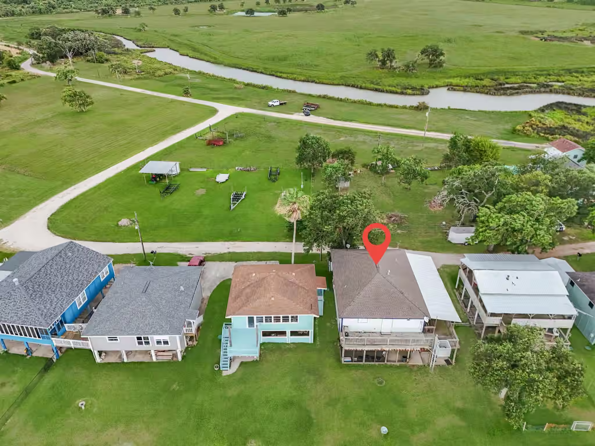 Photo 7 of 211 Captains Road, Anahuac, TX