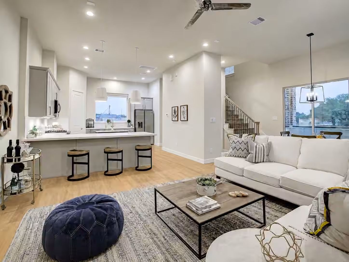 Photo 4 of 4522 Yoakum Boulevard, Houston, TX