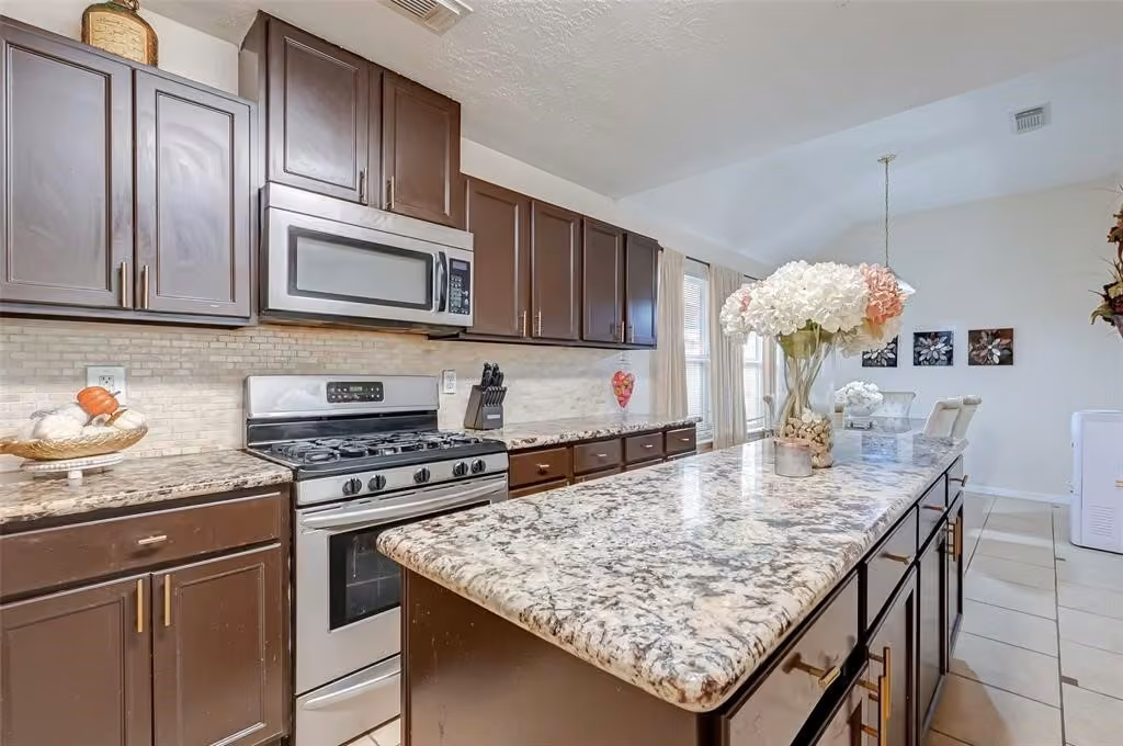 Photo 4 of 2519 Glenholly Park Drive, Sugar Land, TX