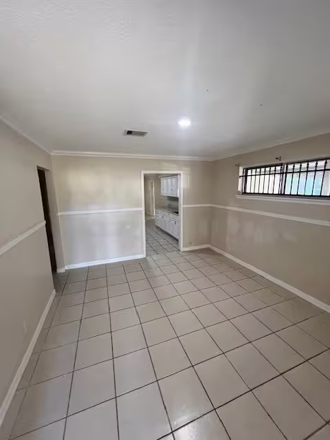 Photo 4 of 6622 Hartwick Road, Houston, TX