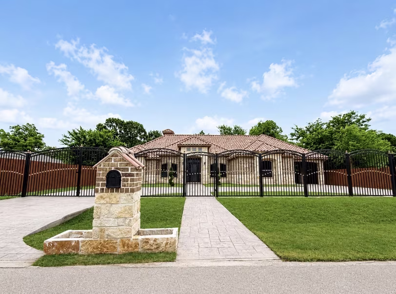Photo 4 of 13409 Mcdoyle Road, Houston, TX