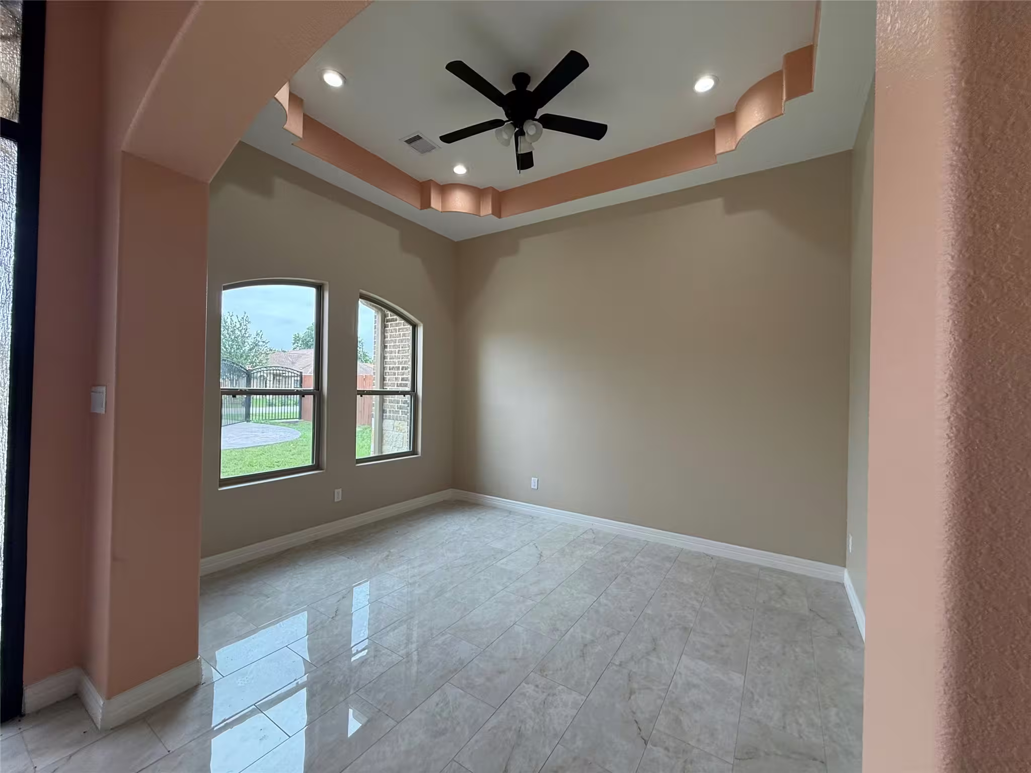 Photo 5 of 13409 Mcdoyle Road, Houston, TX