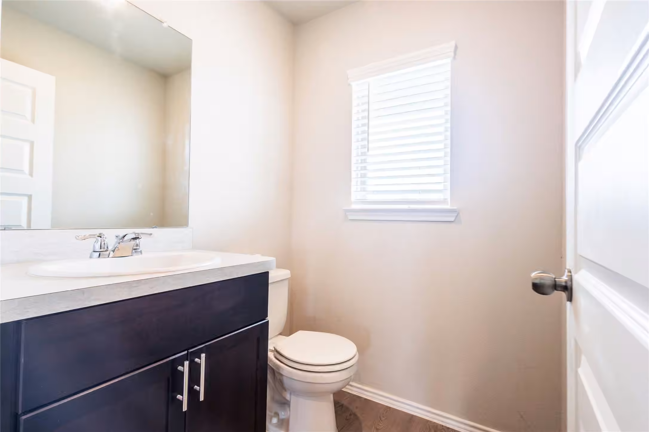 Photo 4 of 10805 Bird Of Paradise Ln Lane, Houston, TX