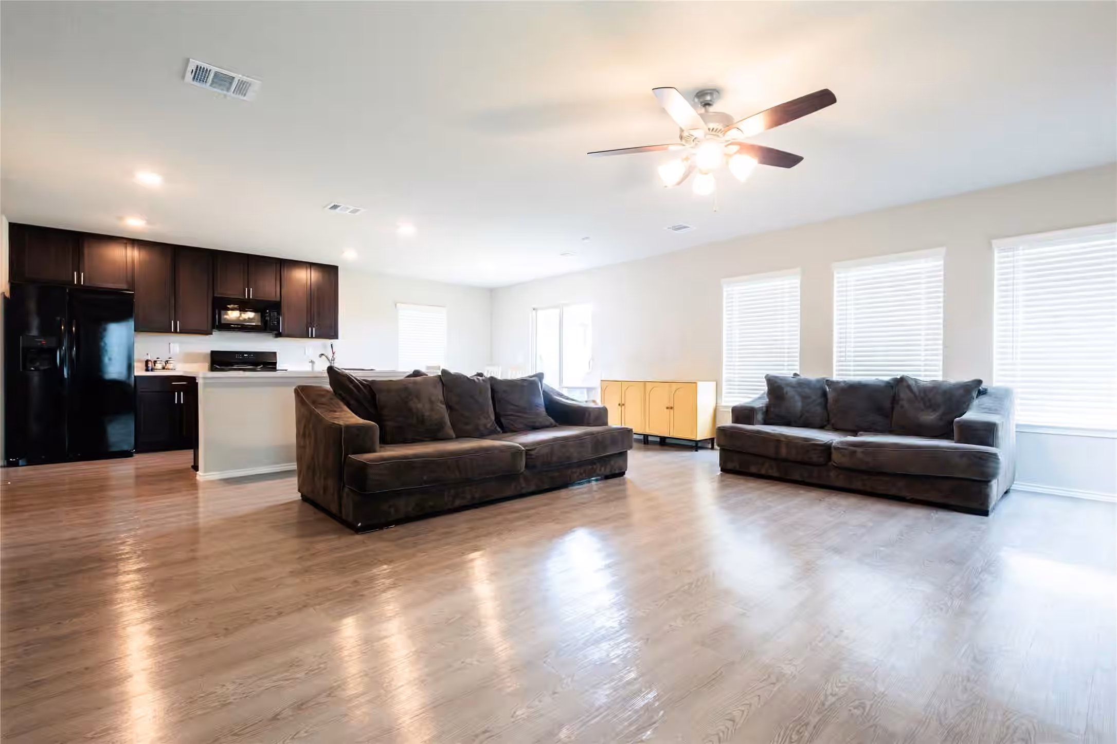 Photo 5 of 10805 Bird Of Paradise Ln Lane, Houston, TX