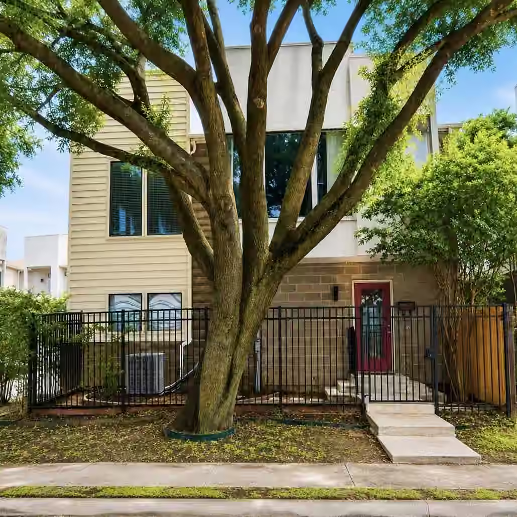 Photo 4 of 1525 Wheeler Street, Houston, TX