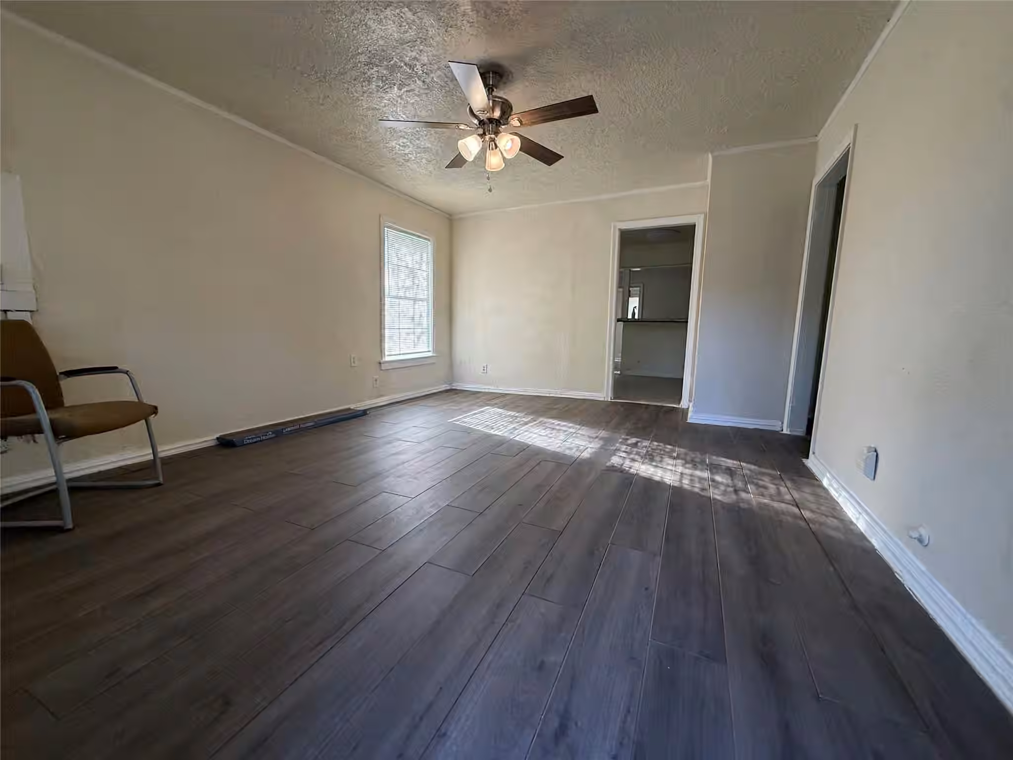 Photo 5 of 5501 Malmedy Road, Houston, TX