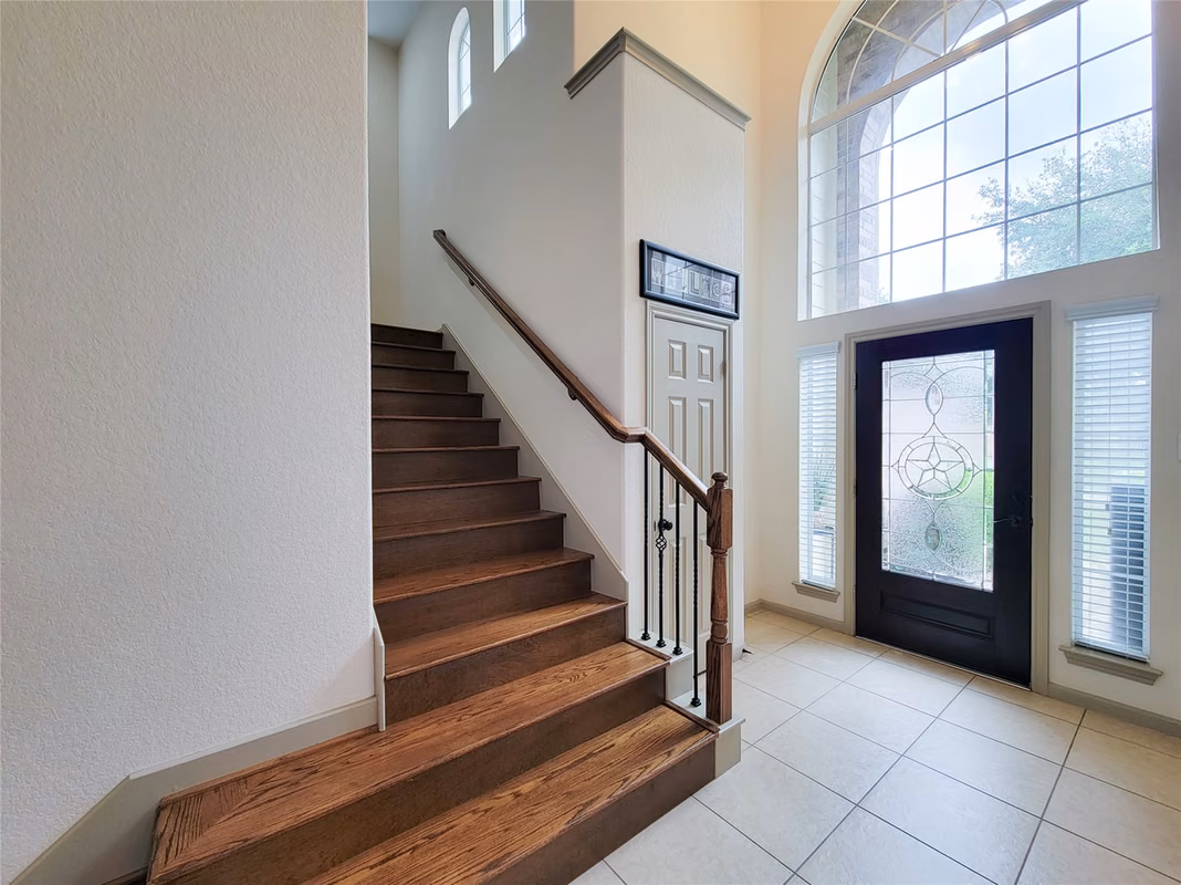 Photo 2 of 4027 Chestnut Bend Drive, Missouri City, TX