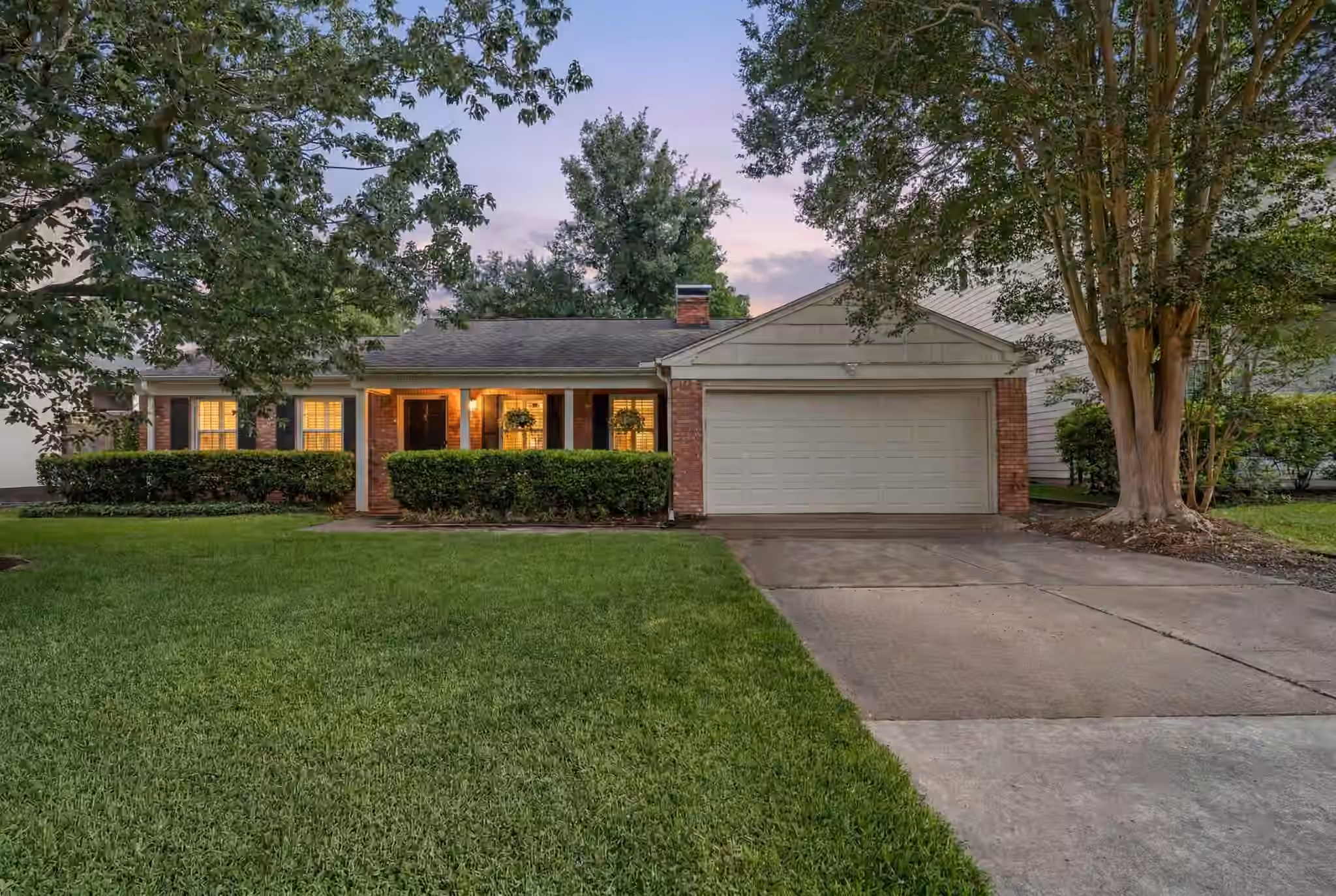 Photo of 5421 Schumacher Lane, Houston, TX 77056