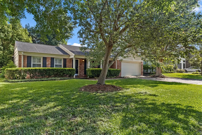 Photo 3 of 5421 Schumacher Lane, Houston, TX
