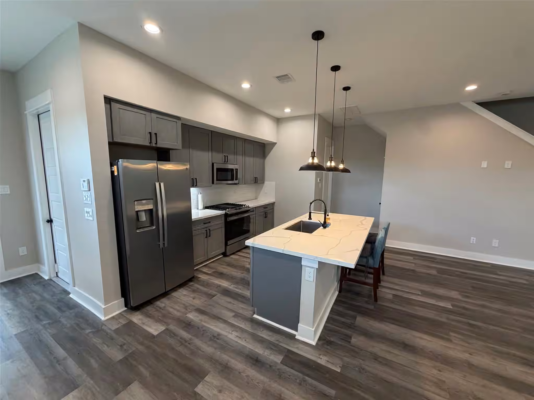 Photo 6 of 702 Pinemont Canyon Lane, Houston, TX
