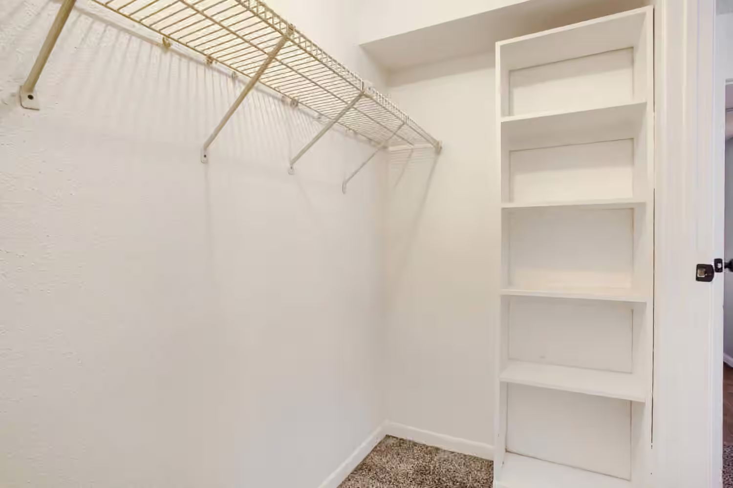 Photo 5 of 260 El Dorado Boulevard 2903, Houston, TX