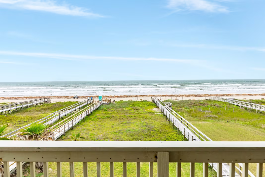 Photo 5 of 2330 Blue Water Highway, Surfside Beach, TX