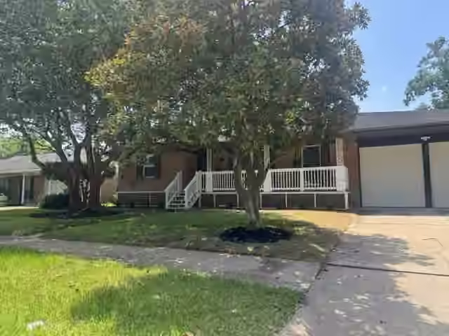 Photo 3 of 5415 Jackwood Street, Houston, TX