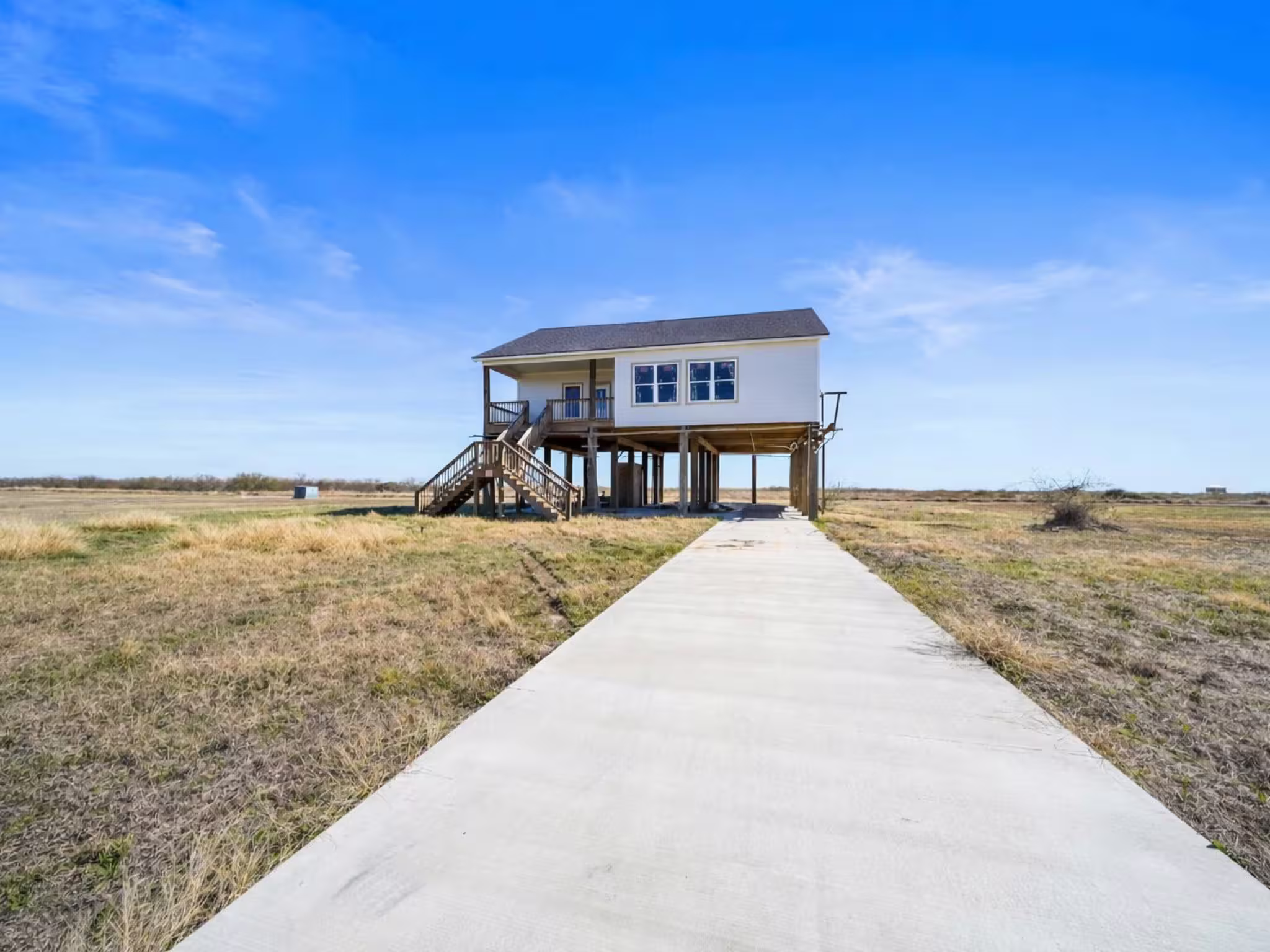 Photo 2 of 3219 Camp Hulen Drive, Palacios, TX