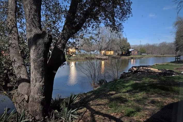 Photo 2 of 585 River Oaks Drive, Trinity, TX
