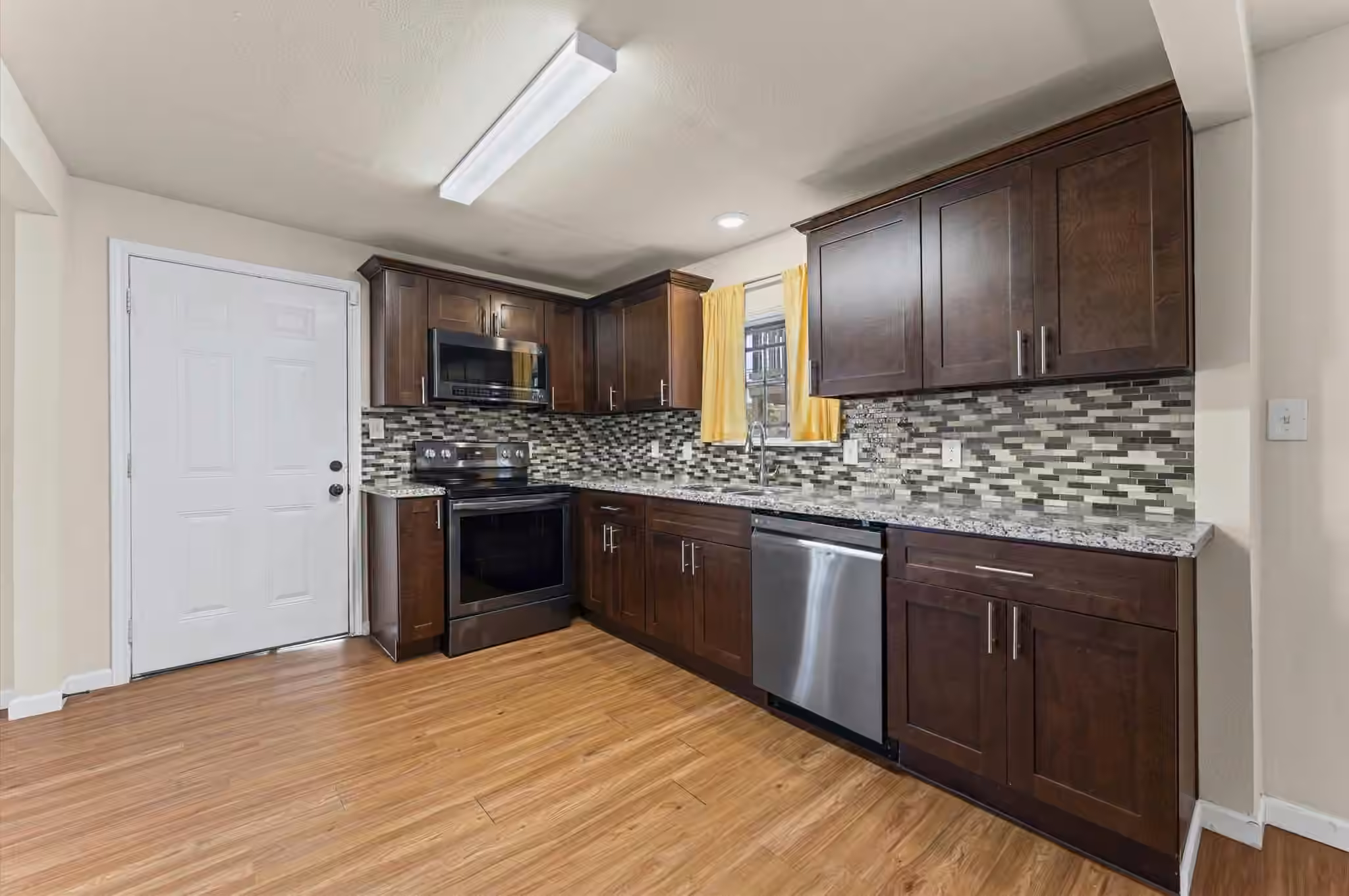 Photo 6 of 1106 5th Street, Hempstead, TX